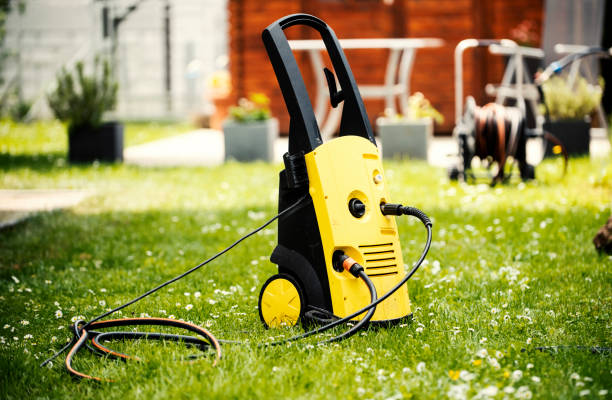 Best Pool Deck Cleaning in Woodside, PA